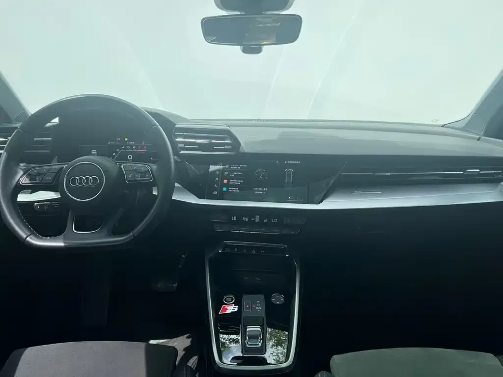 Audi A3 — фото 2