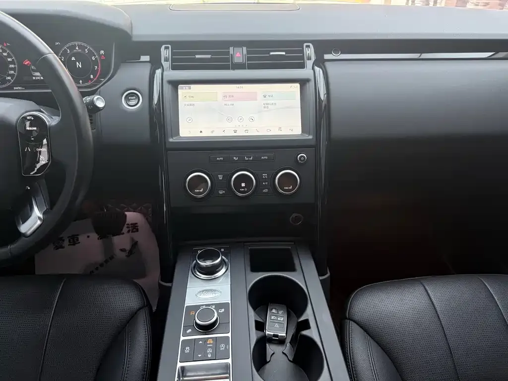 Land Rover Discovery — фото 10