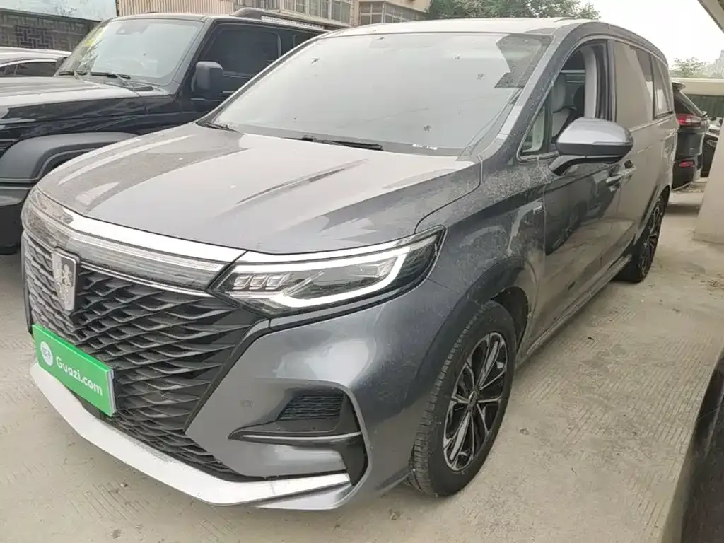 Roewe iMAX8 — фото 1