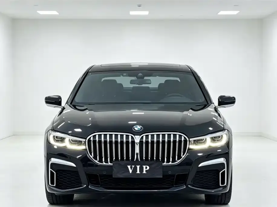 BMW 7 Series — фото 4