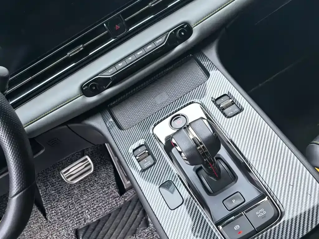 GAC Motor Shadow Leopard — фото 7