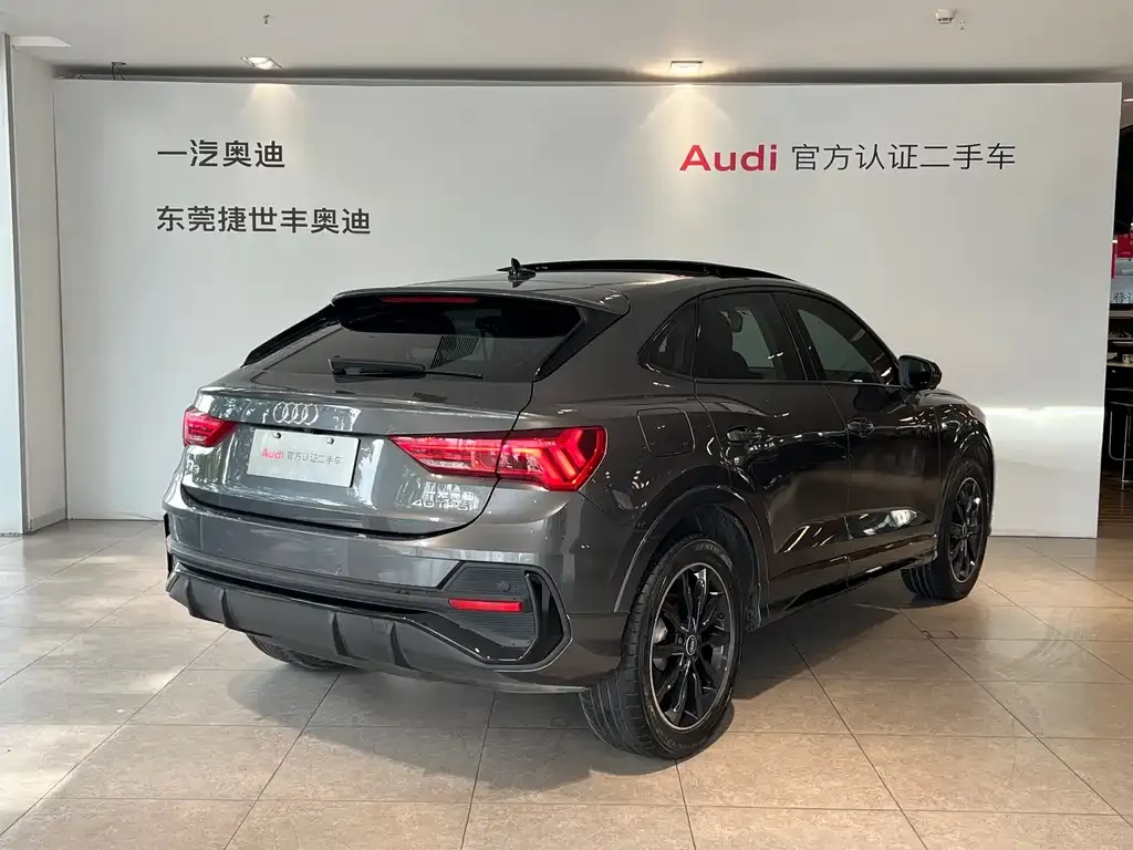 Audi Q3 Sportback — фото 6