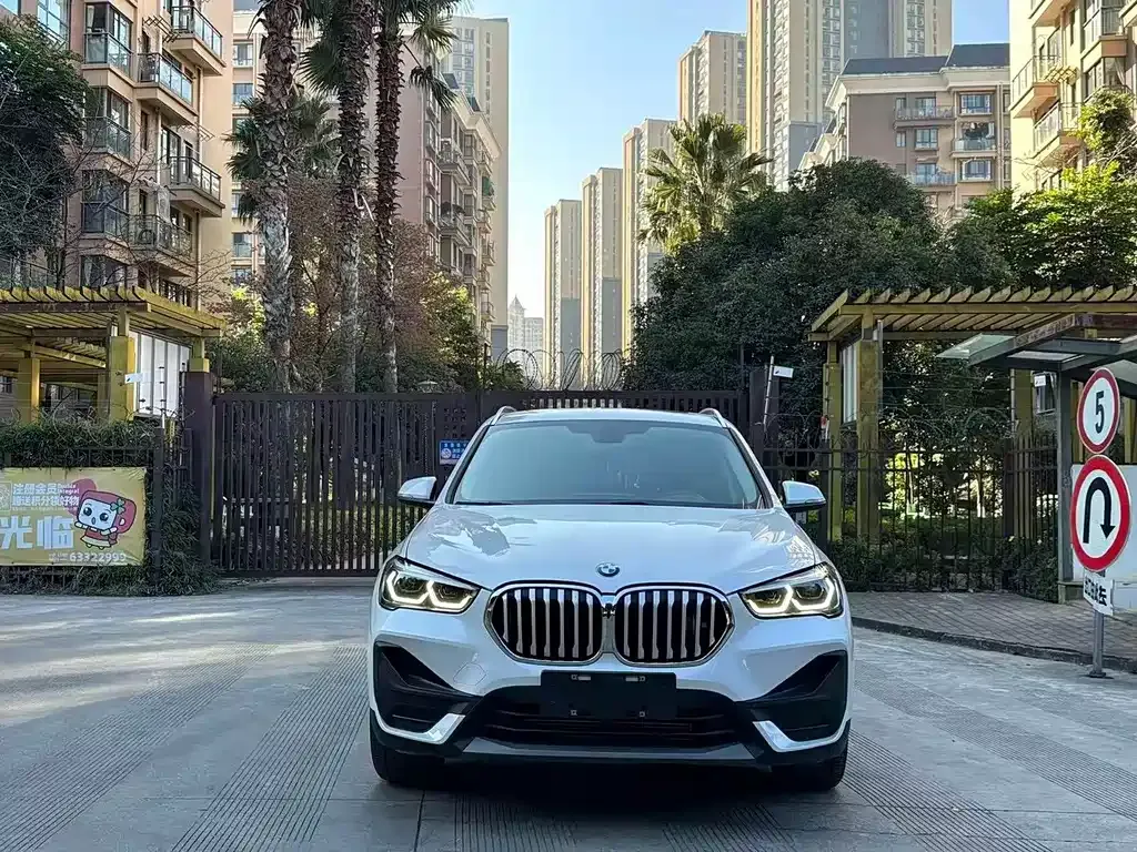 BMW X1 — фото 6