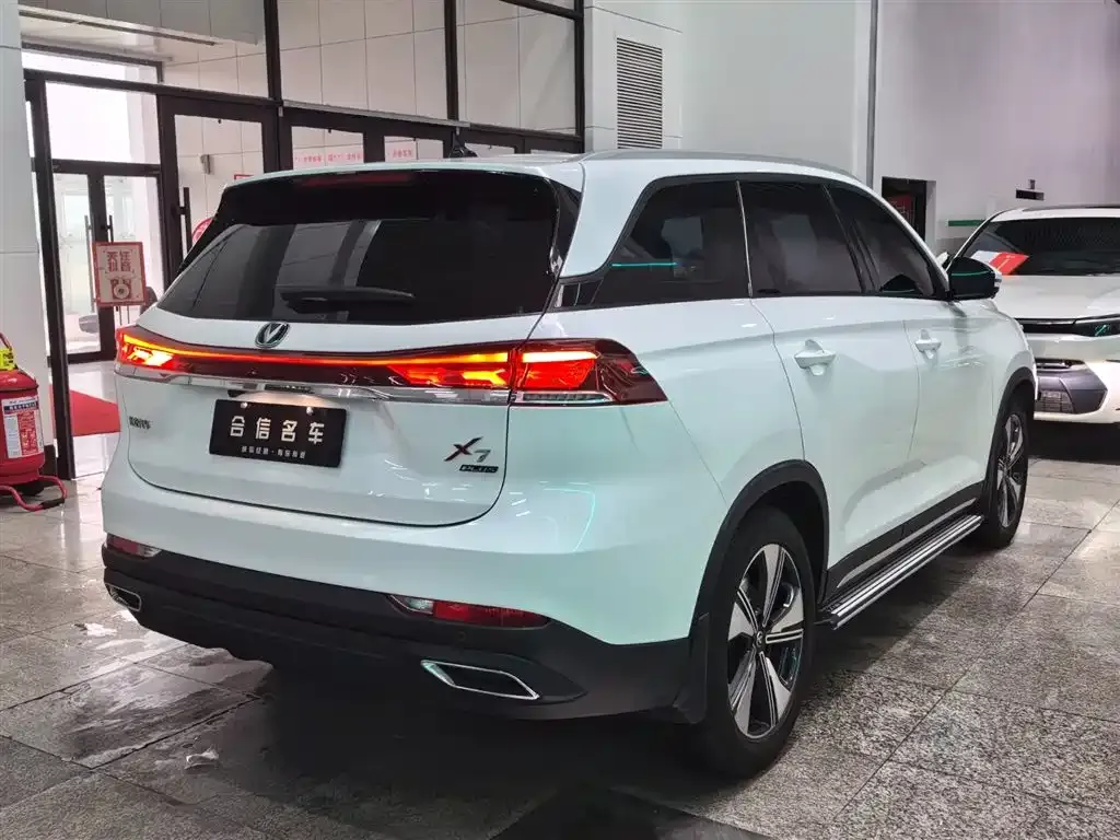 Changan X7 PLUS — фото 7