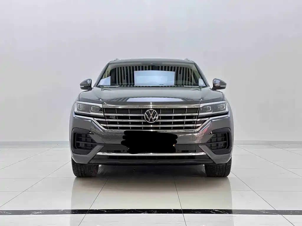 Volkswagen Touareg — фото 4