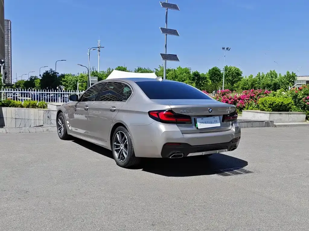BMW 5 Series New Energy — фото 8