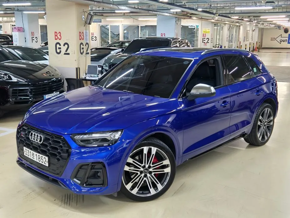 Audi SQ5 — фото 1