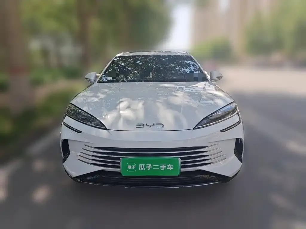 BYD Seal — фото 2