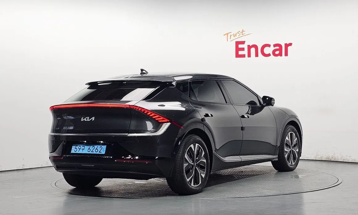 Kia EV6 — фото 5