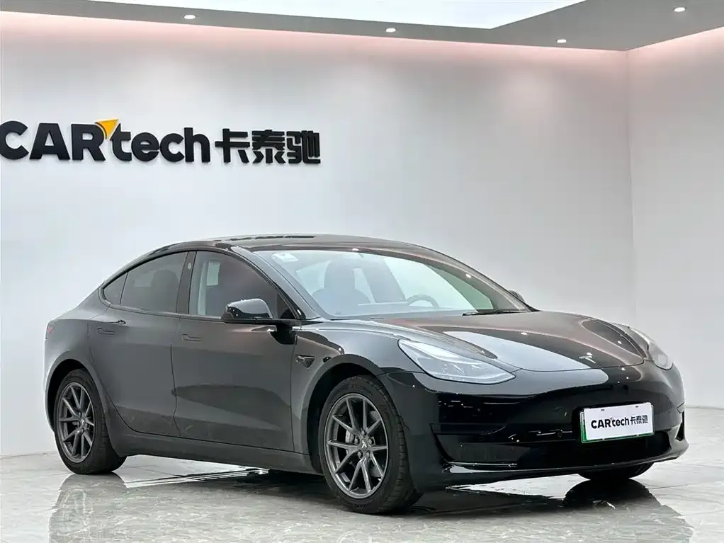 Tesla Model 3 — фото 5