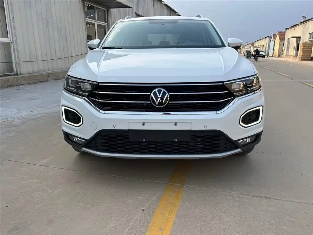 Volkswagen T-Roc — фото 3