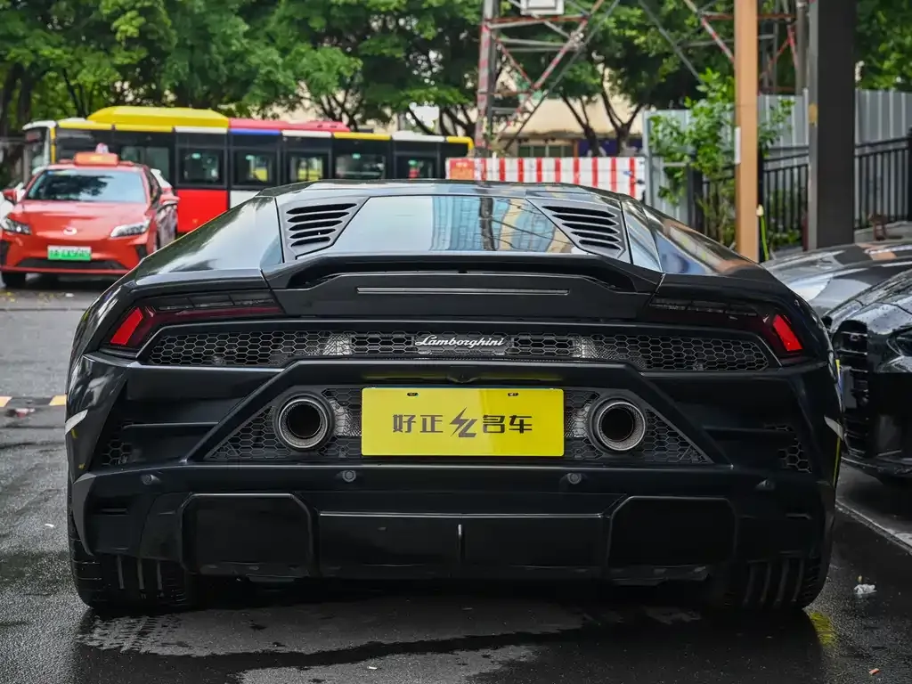 Lamborghini Huracan — фото 4