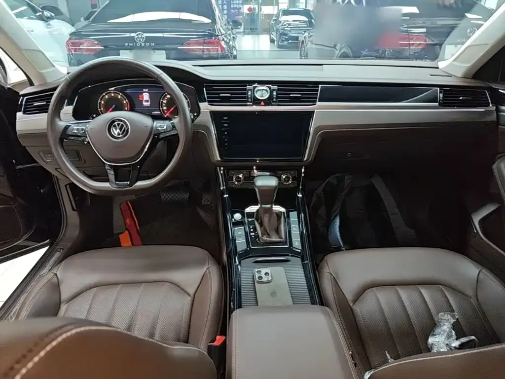 Volkswagen Phideon — фото 4