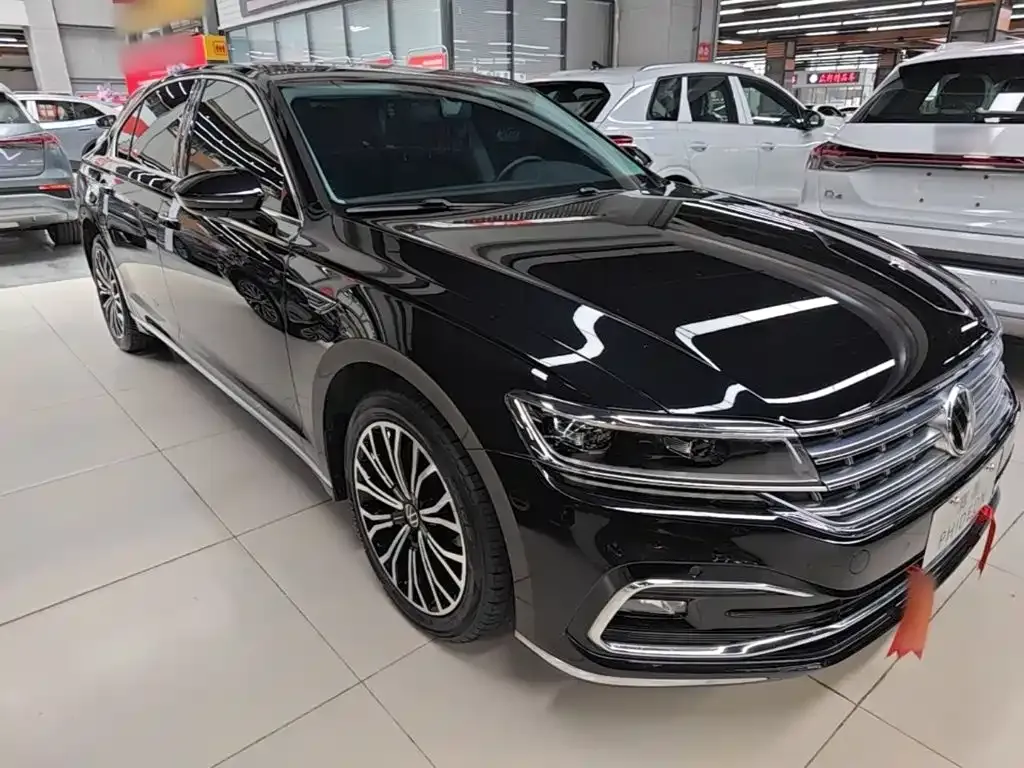 Volkswagen Phideon — фото 2