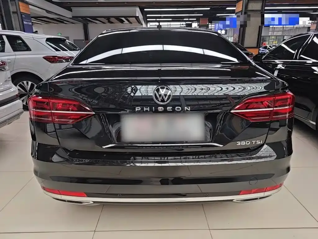 Volkswagen Phideon — фото 7