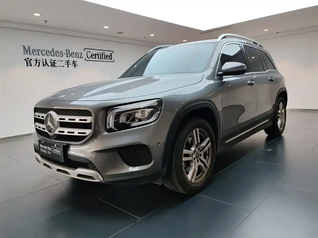 Mercedes-Benz GLB — фото 1