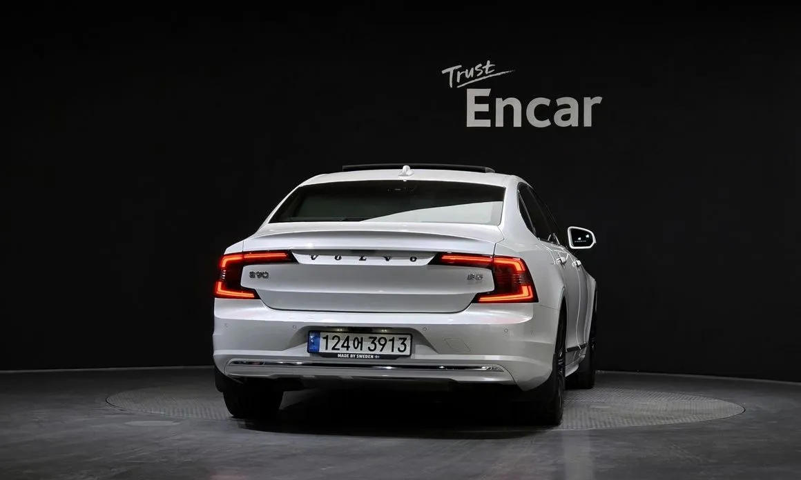Volvo S90 — фото 3