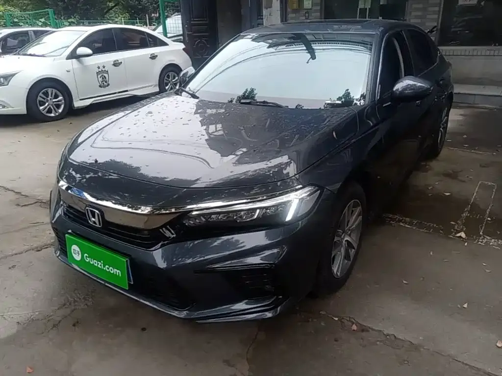 Honda Civic — фото 1
