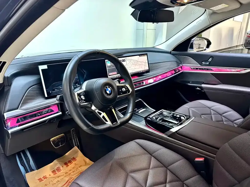BMW 7 Series — фото 4