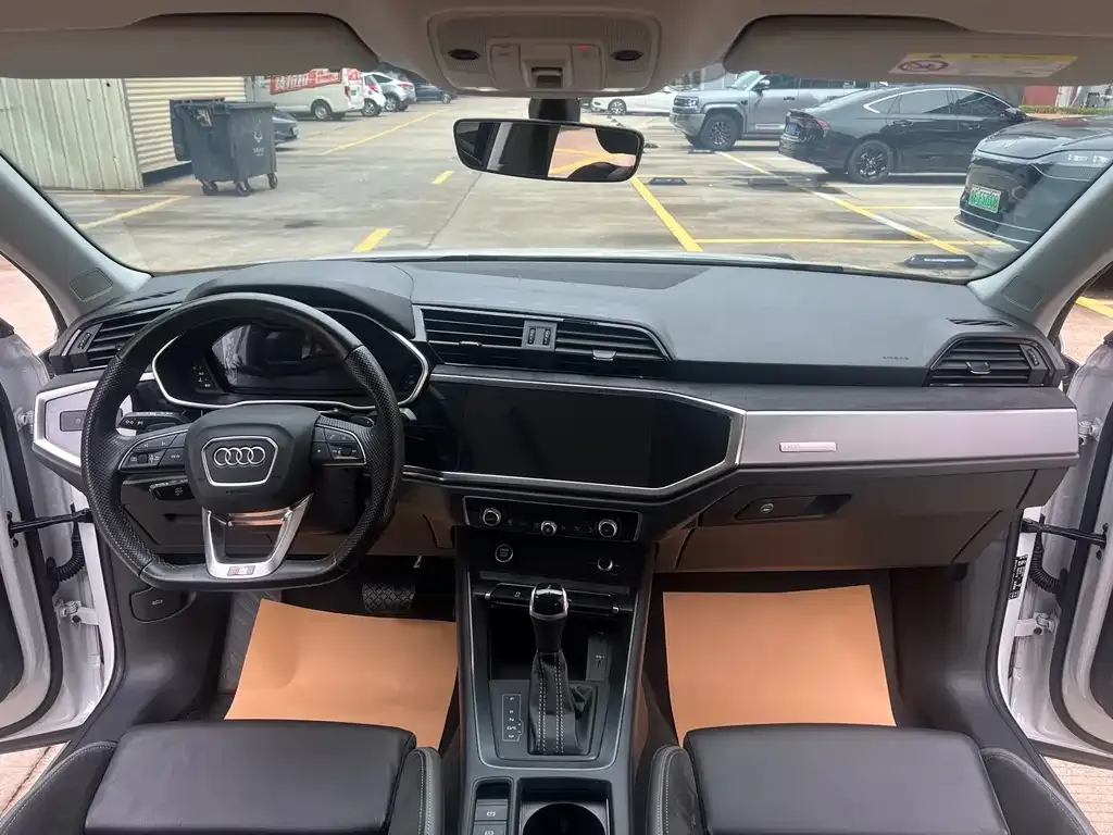 Audi Q3 Sportback — фото 8
