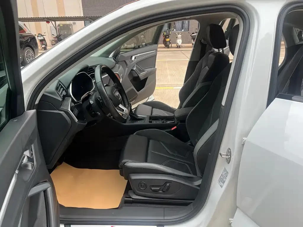 Audi Q3 Sportback — фото 4