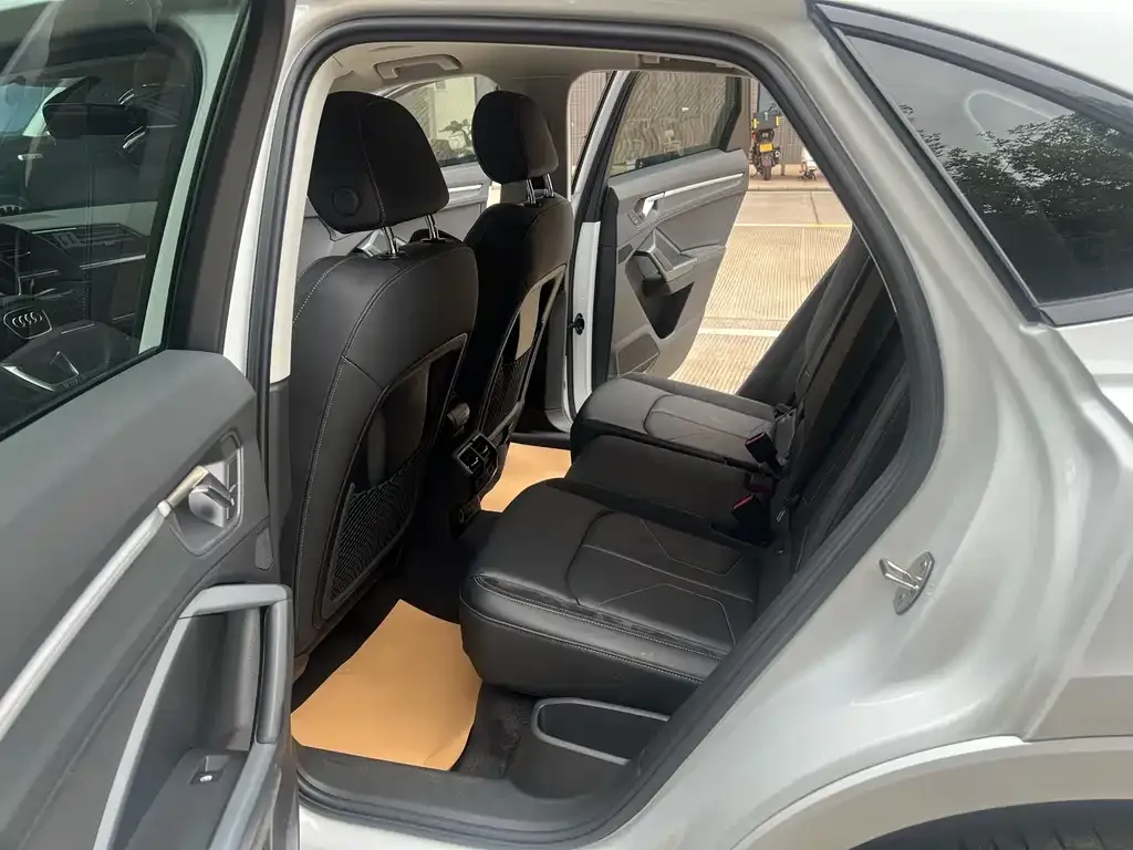 Audi Q3 Sportback — фото 5