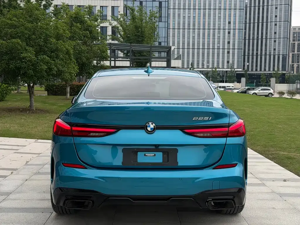 BMW 2 Series (Import) — фото 3