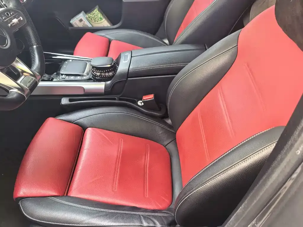 Mercedes-Benz GLB AMG — фото 9