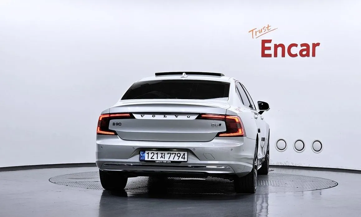 Volvo S90 — фото 4