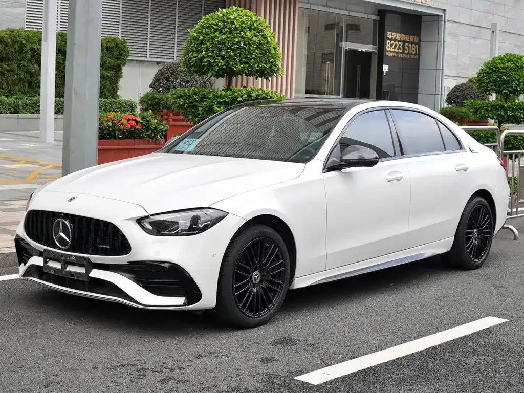 Mercedes-Benz C-Class — фото 1