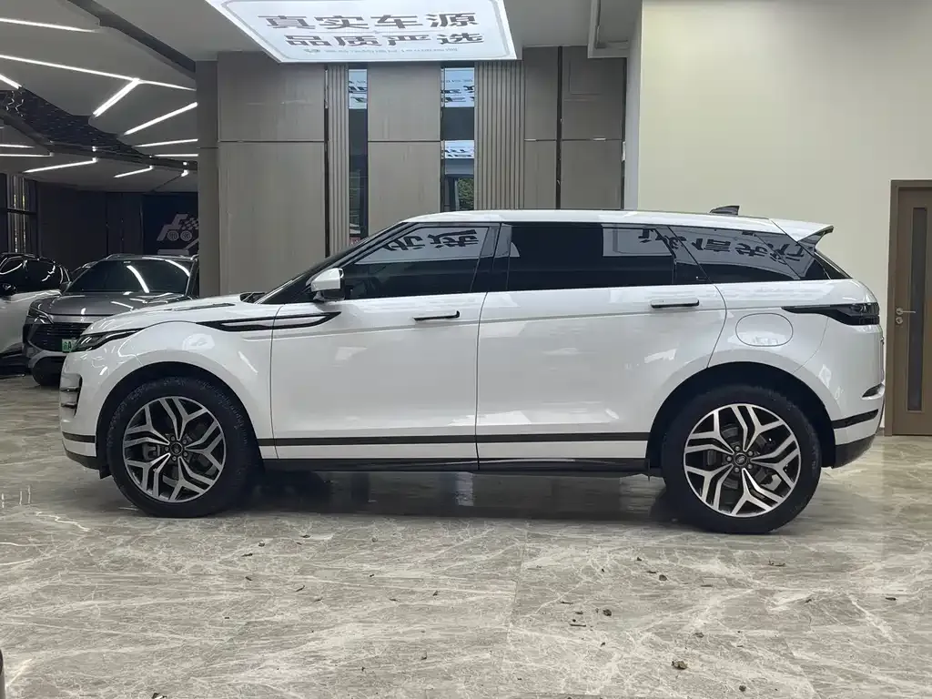 Land Rover Evoque PHEV — фото 2