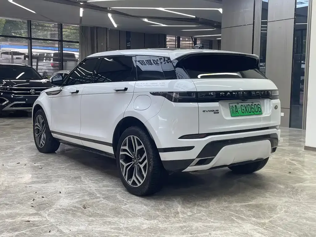 Land Rover Evoque PHEV — фото 3