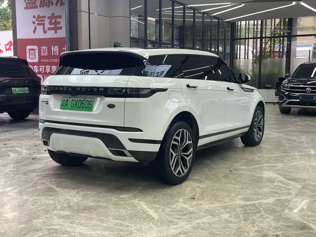 Land Rover Evoque PHEV — фото 10