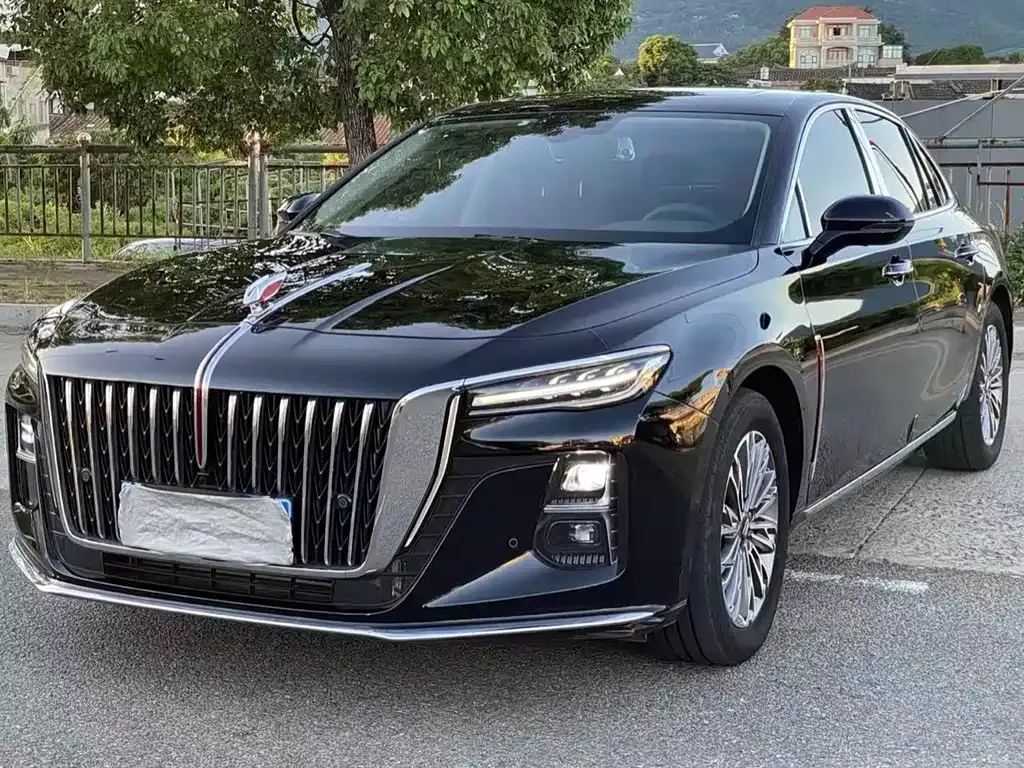 Hongqi H5 — фото 1