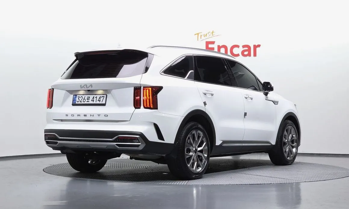 Kia Sorento — фото 4