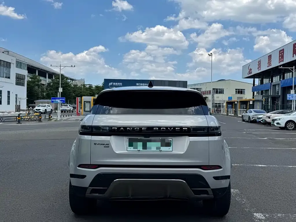 Land Rover Evoque PHEV — фото 6
