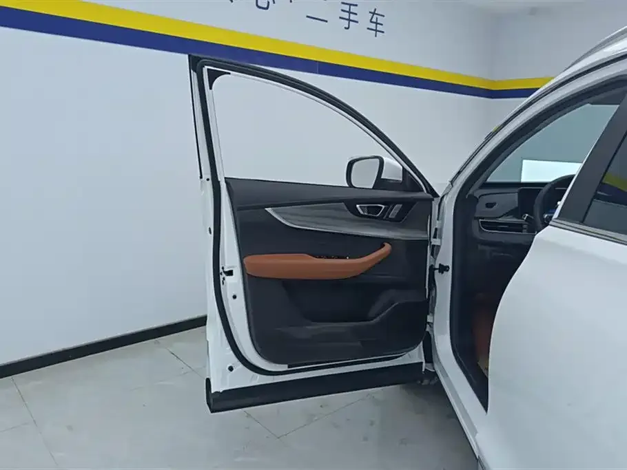 Chery Tiggo 8 PLUS — фото 8