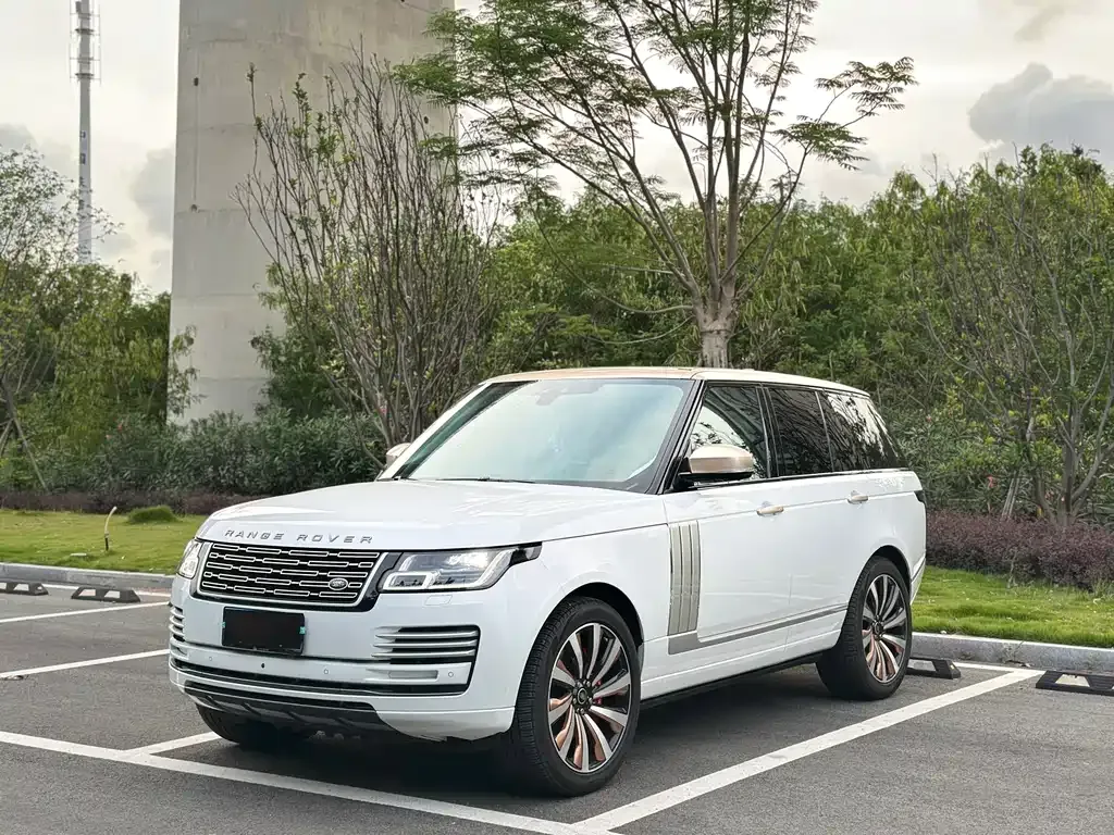 Land Rover Range Rover — фото 1