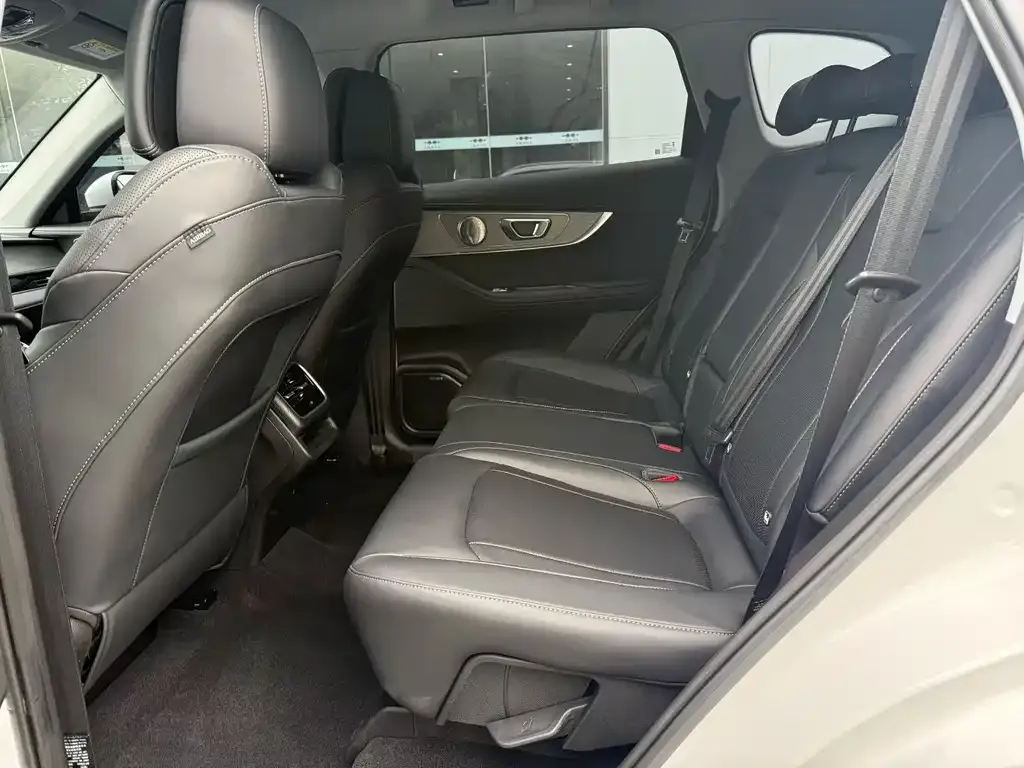 Chery Tiggo 8 PRO — фото 7