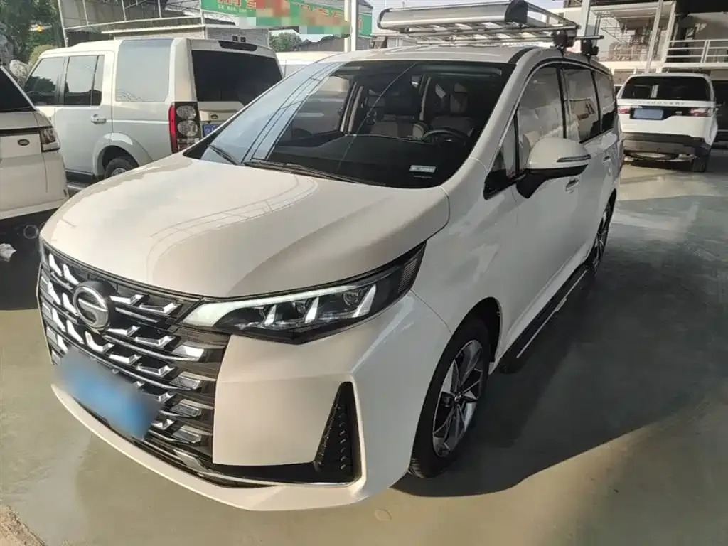 GAC Motor Trumpchi M6 — фото 1