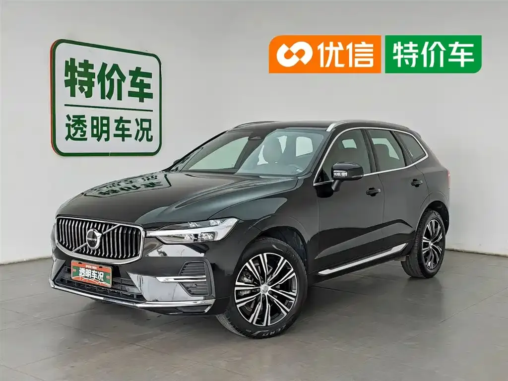 Volvo XC60 — фото 1