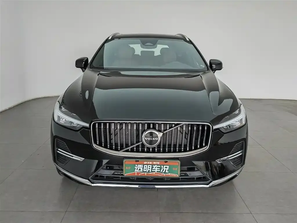 Volvo XC60 — фото 2