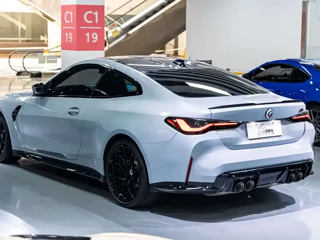 BMW M4 — фото 7