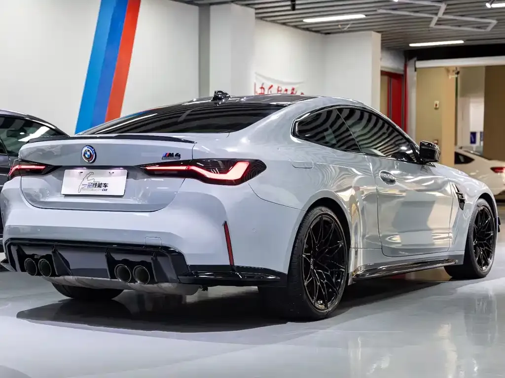 BMW M4 — фото 3