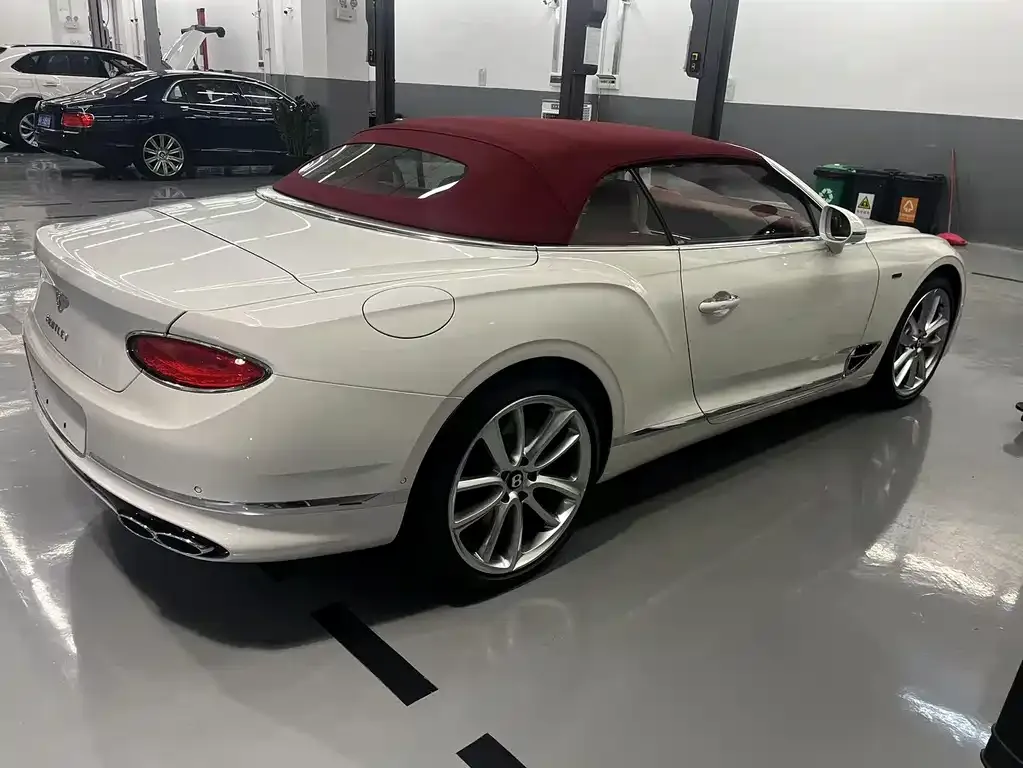 Bentley Continental — фото 6