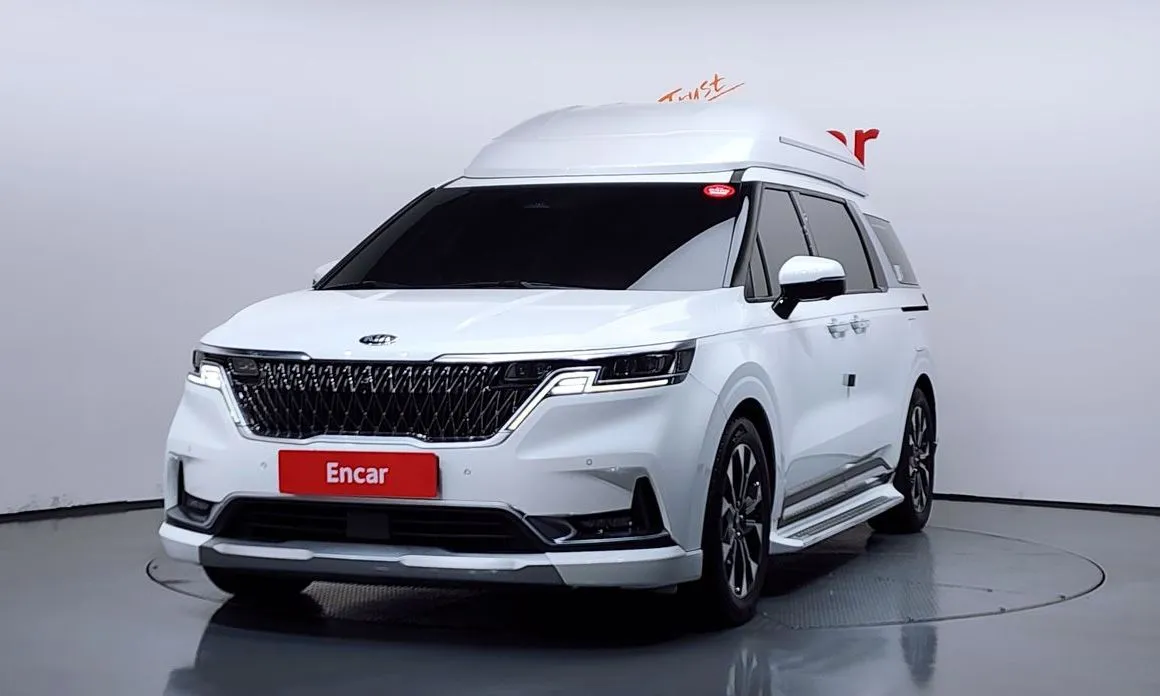 Kia Carnival — фото 1