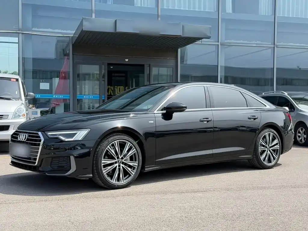 Audi A6L — фото 5