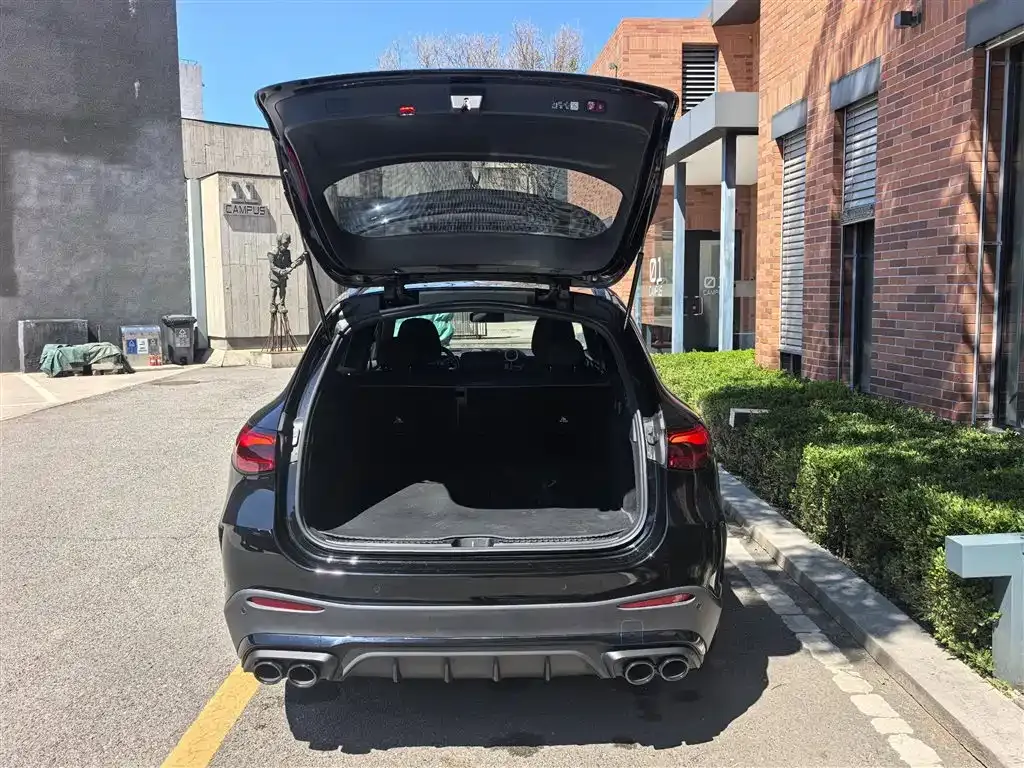 Mercedes-Benz GLC AMG — фото 10