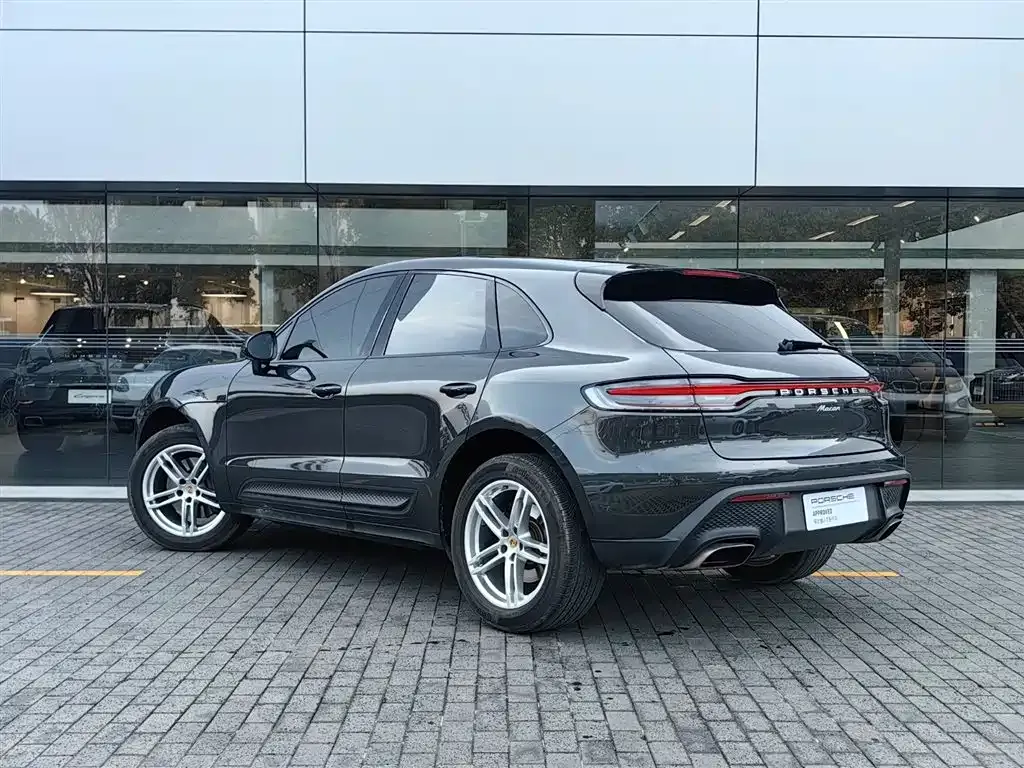 Porsche Macan — фото 8