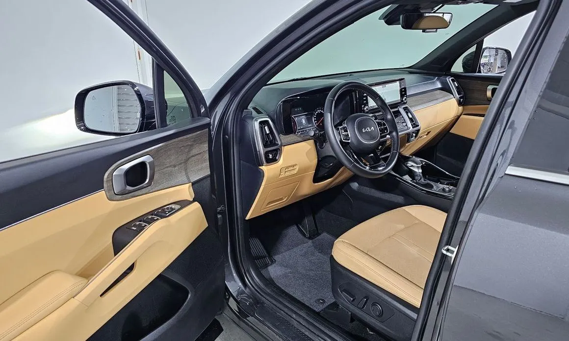 Kia Sorento — фото 7
